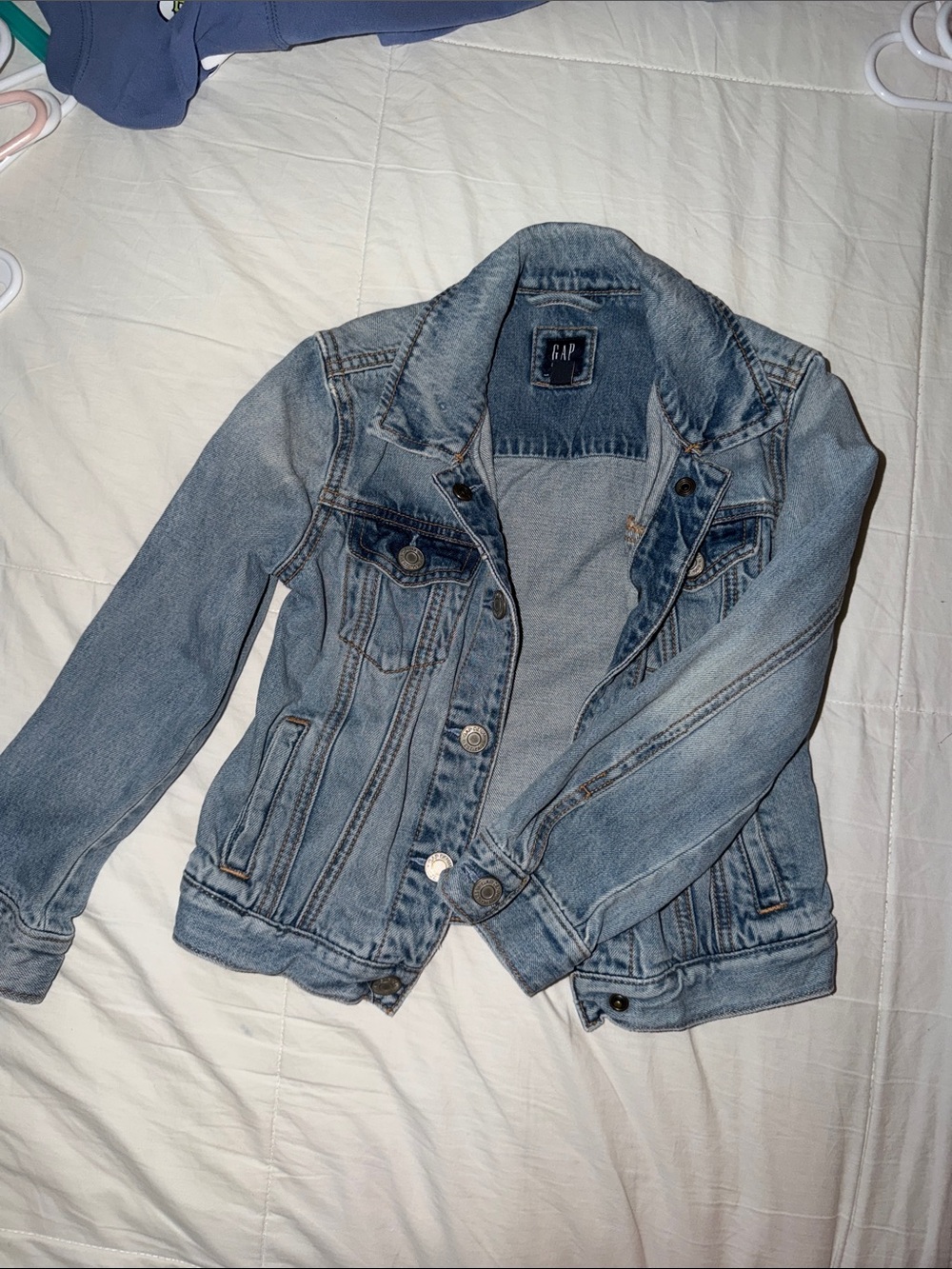 GAP Light Denim Trucker Jacket - Women's
